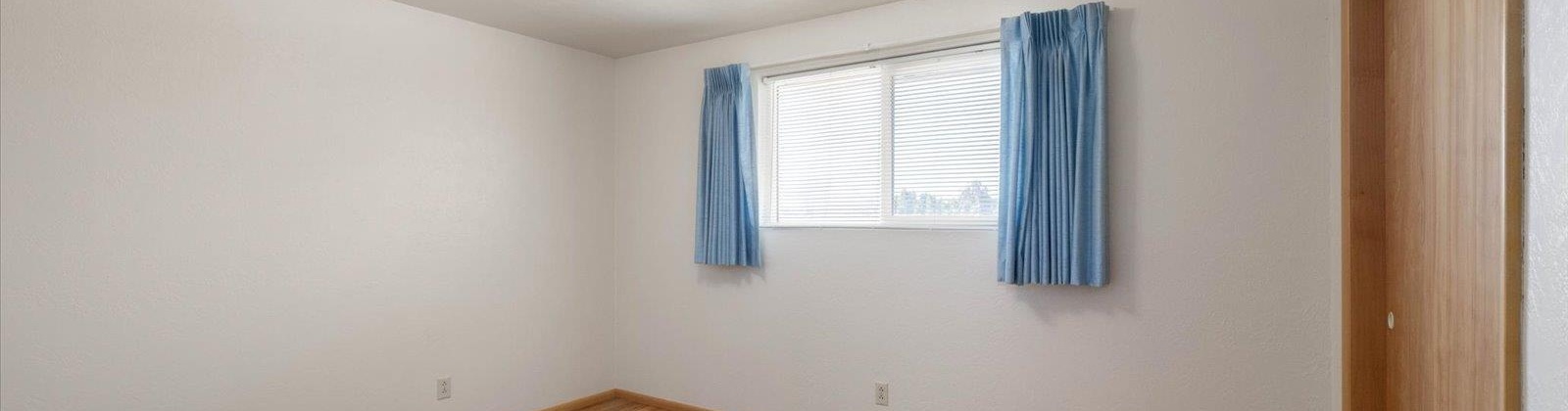 Taylor St., Sunnyside, Washington 98944, 4 Bedrooms Bedrooms, 0 ,3 BathroomsBathrooms,Houses,For Sale,Taylor St.,0,287675