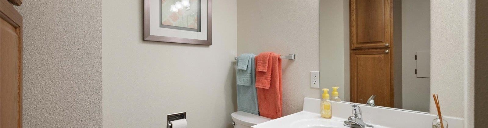 Taylor St., Sunnyside, Washington 98944, 4 Bedrooms Bedrooms, 0 ,3 BathroomsBathrooms,Houses,For Sale,Taylor St.,0,287675