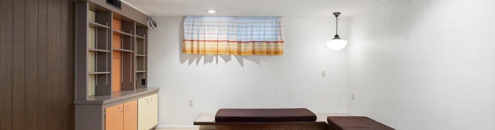 Taylor St., Sunnyside, Washington 98944, 4 Bedrooms Bedrooms, 0 ,3 BathroomsBathrooms,Houses,For Sale,Taylor St.,0,287675