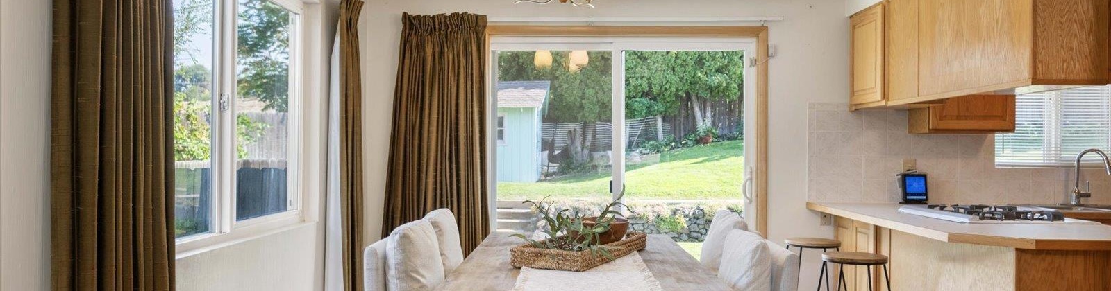 Taylor St., Sunnyside, Washington 98944, 4 Bedrooms Bedrooms, 0 ,3 BathroomsBathrooms,Houses,For Sale,Taylor St.,0,287675