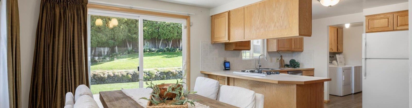 Taylor St., Sunnyside, Washington 98944, 4 Bedrooms Bedrooms, 0 ,3 BathroomsBathrooms,Houses,For Sale,Taylor St.,0,287675