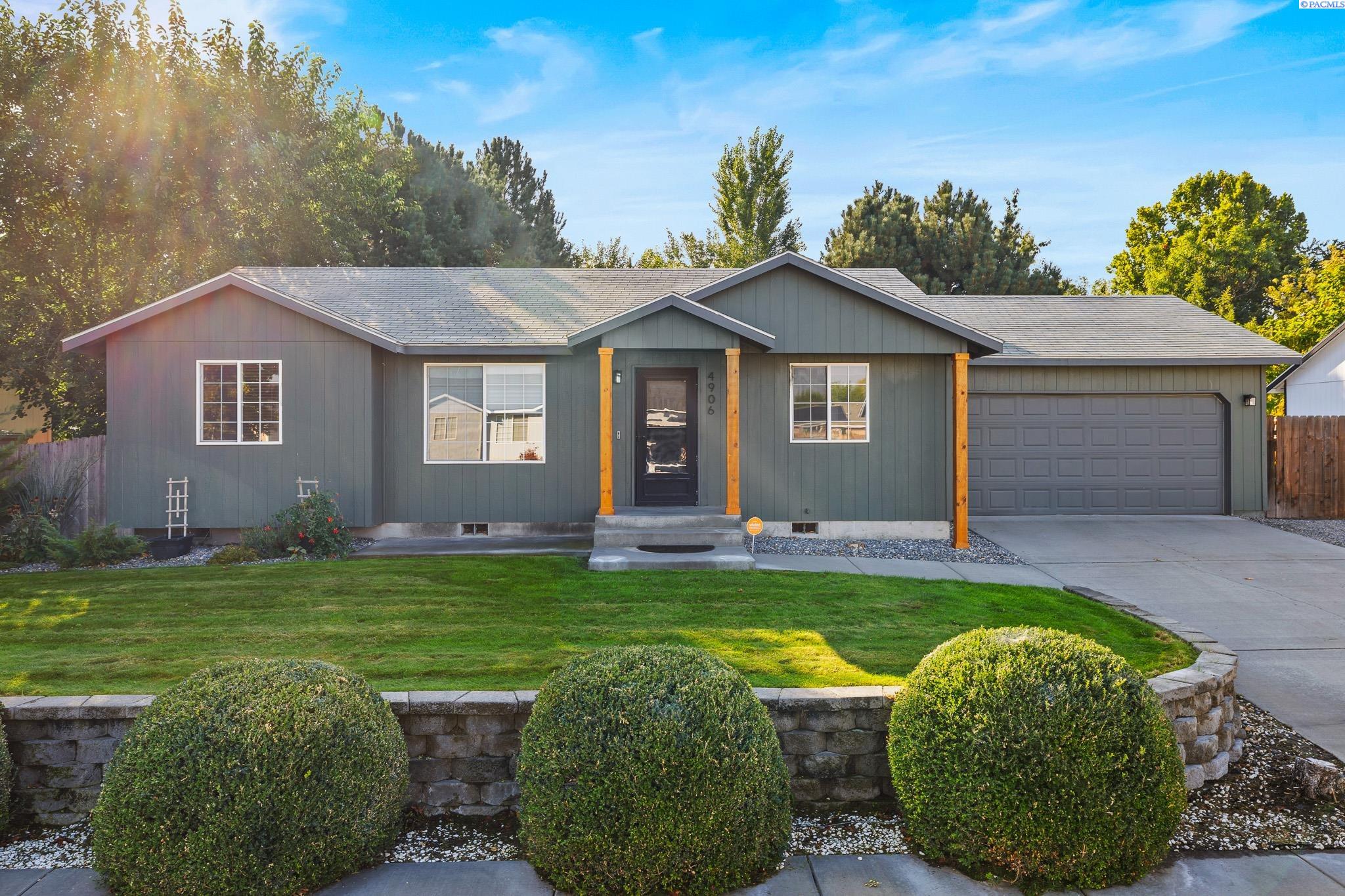 Kalahari Drive, Pasco, Washington 99301, 3 Bedrooms Bedrooms, 0 ,2 BathroomsBathrooms,Houses,For Sale,Kalahari Drive,0,287682