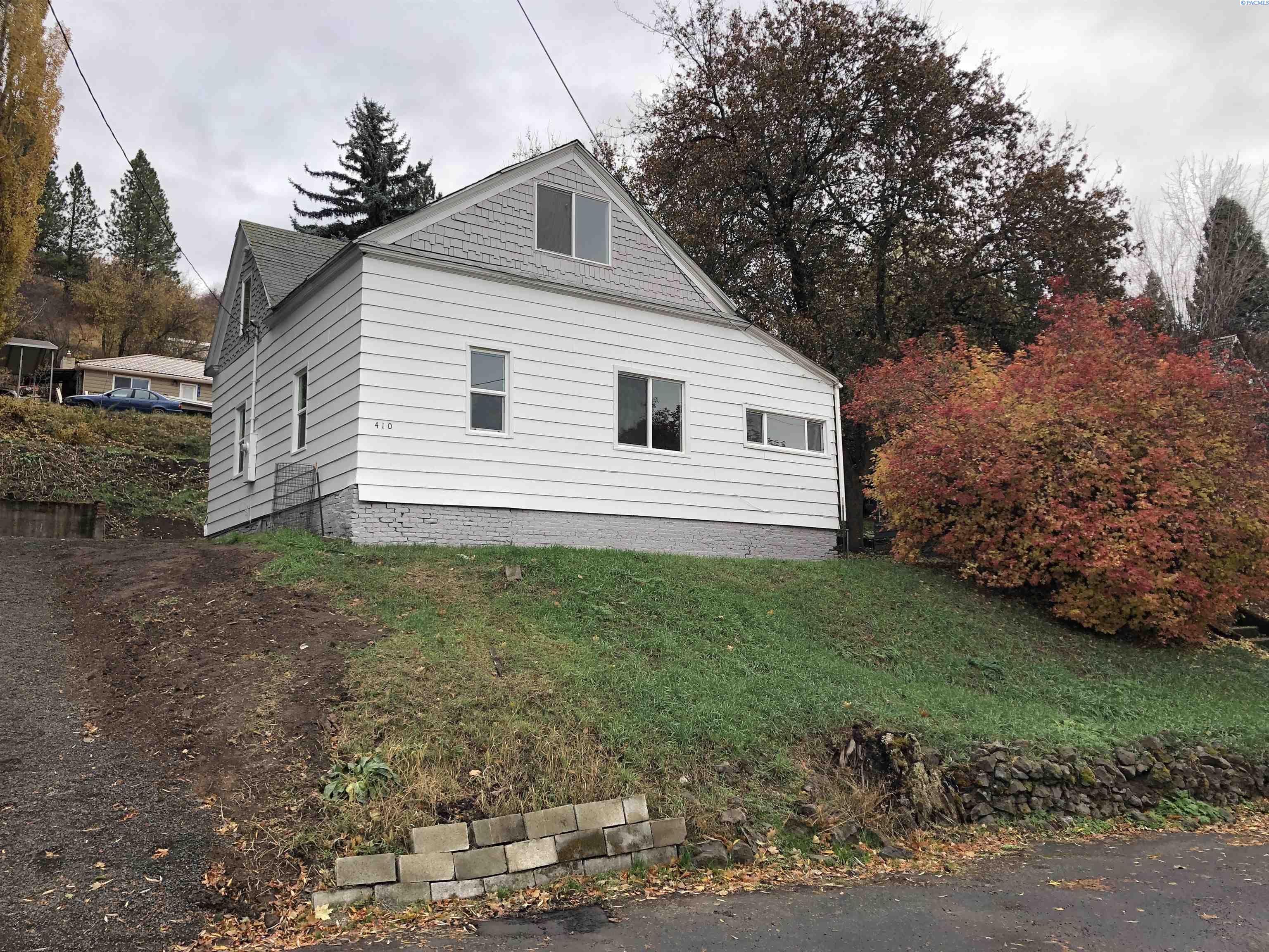 James St, Colfax, Washington 99111, 4 Bedrooms Bedrooms, 0 ,2 BathroomsBathrooms,Houses,For Sale,James St,0,287706