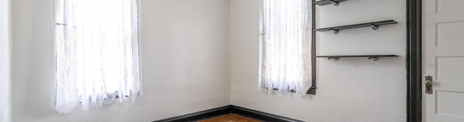 Albany Avenue, Kennewick, Washington 99336, 4 Bedrooms Bedrooms, 0 ,2 BathroomsBathrooms,Houses,For Sale,Albany Avenue,0,286839