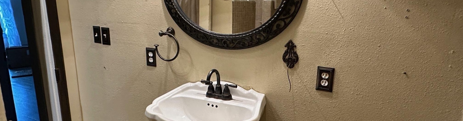 Albany Avenue, Kennewick, Washington 99336, 4 Bedrooms Bedrooms, 0 ,2 BathroomsBathrooms,Houses,For Sale,Albany Avenue,0,286839