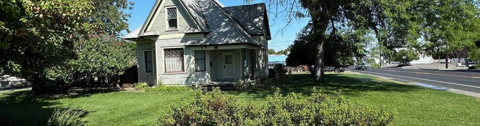 Albany Avenue, Kennewick, Washington 99336, 4 Bedrooms Bedrooms, 0 ,2 BathroomsBathrooms,Houses,For Sale,Albany Avenue,0,286839