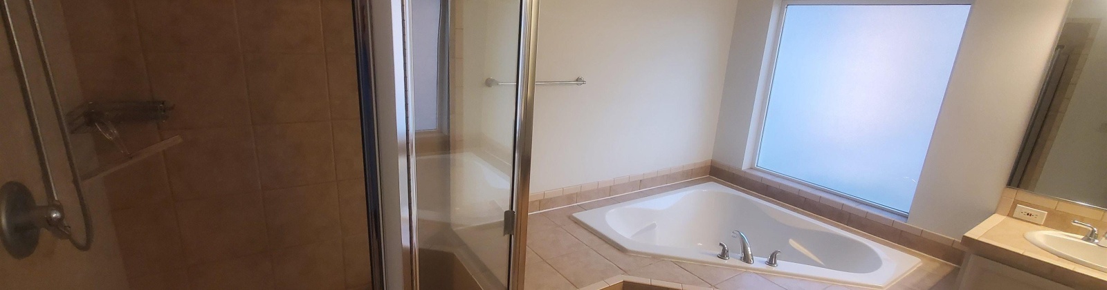 Johnson Street, Kennewick, Washington 99336, 4 Bedrooms Bedrooms, 0 ,3 BathroomsBathrooms,Houses,For Rent,Johnson Street,0,287693