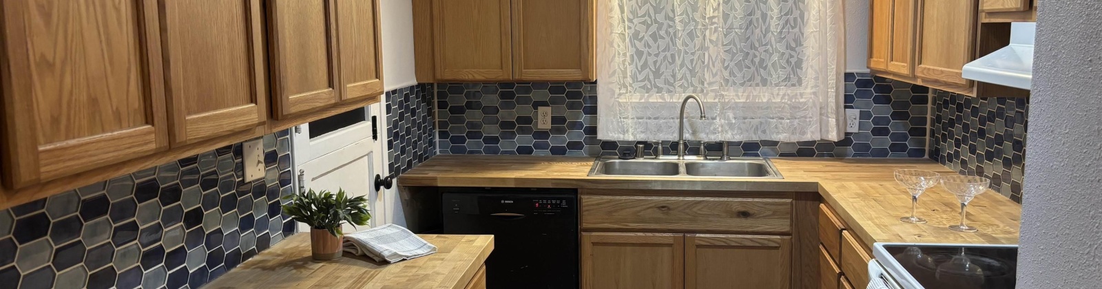 State St, Pullman, Washington 99163, 3 Bedrooms Bedrooms, 0 ,2 BathroomsBathrooms,Houses,For Sale,State St,0,287699