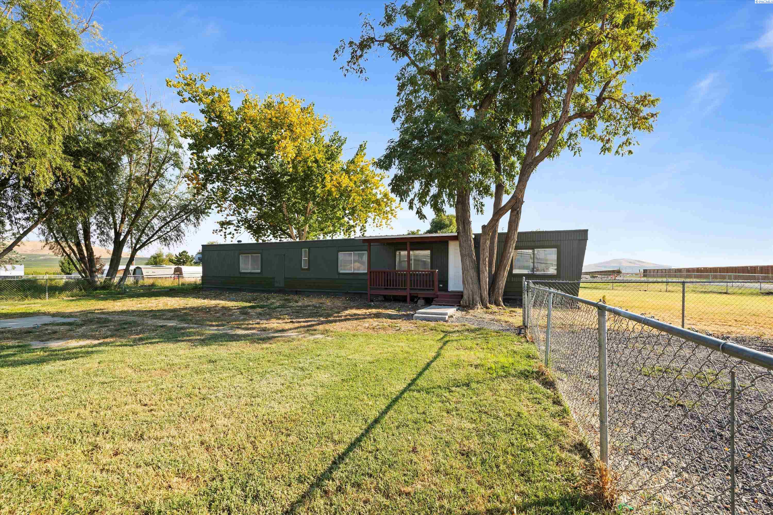 Kennedy Rd, Benton City, Washington 99320, 2 Bedrooms Bedrooms, 0 ,2 BathroomsBathrooms,Manufactured Homes,For Sale,Kennedy Rd,0,287735