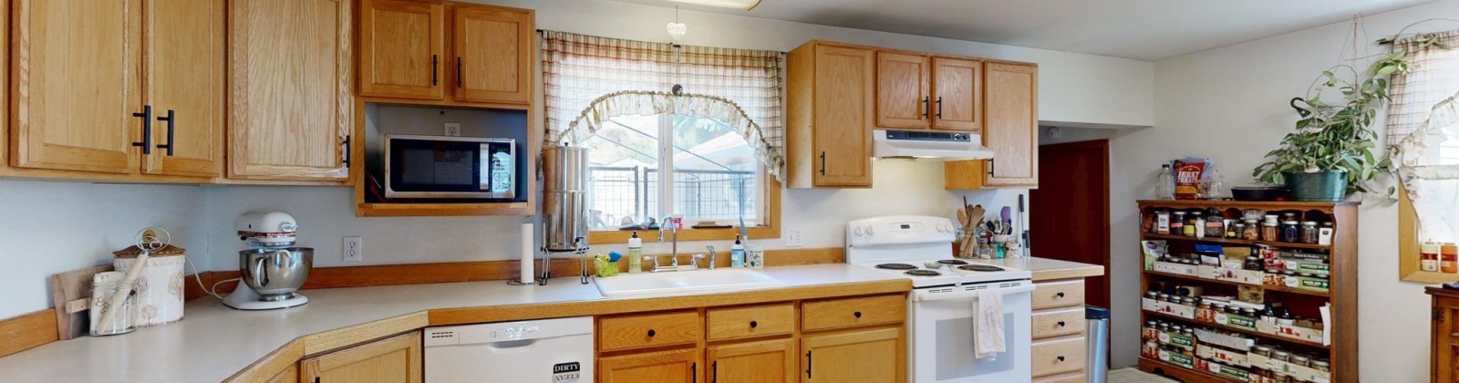 Oak St., Colfax, Washington 99111, 3 Bedrooms Bedrooms, 0 ,2 BathroomsBathrooms,Houses,For Sale,Oak St.,0,285862