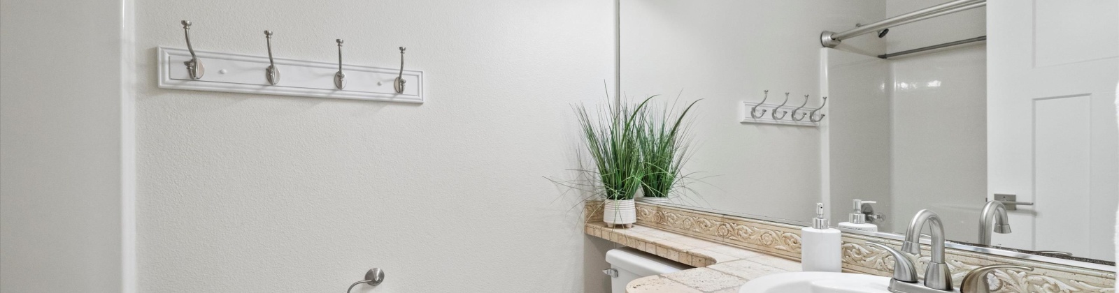 Comiskey Dr, Pasco, Washington 99301, 3 Bedrooms Bedrooms, 0 ,2 BathroomsBathrooms,Houses,For Sale,Comiskey Dr,0,287723