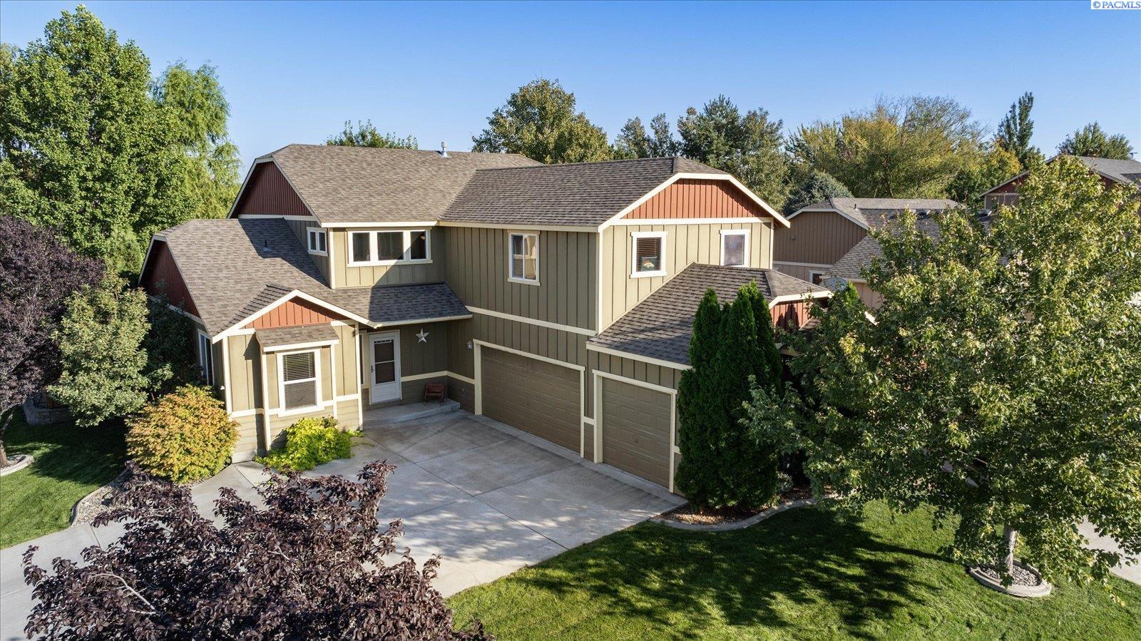 4th Place, Kennewick, Washington 99336, 4 Bedrooms Bedrooms, 0 ,3 BathroomsBathrooms,Houses,For Sale,4th Place,0,287725