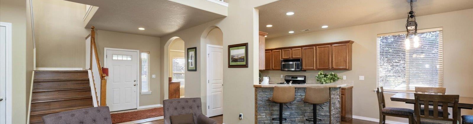 4th Place, Kennewick, Washington 99336, 4 Bedrooms Bedrooms, 0 ,3 BathroomsBathrooms,Houses,For Sale,4th Place,0,287725