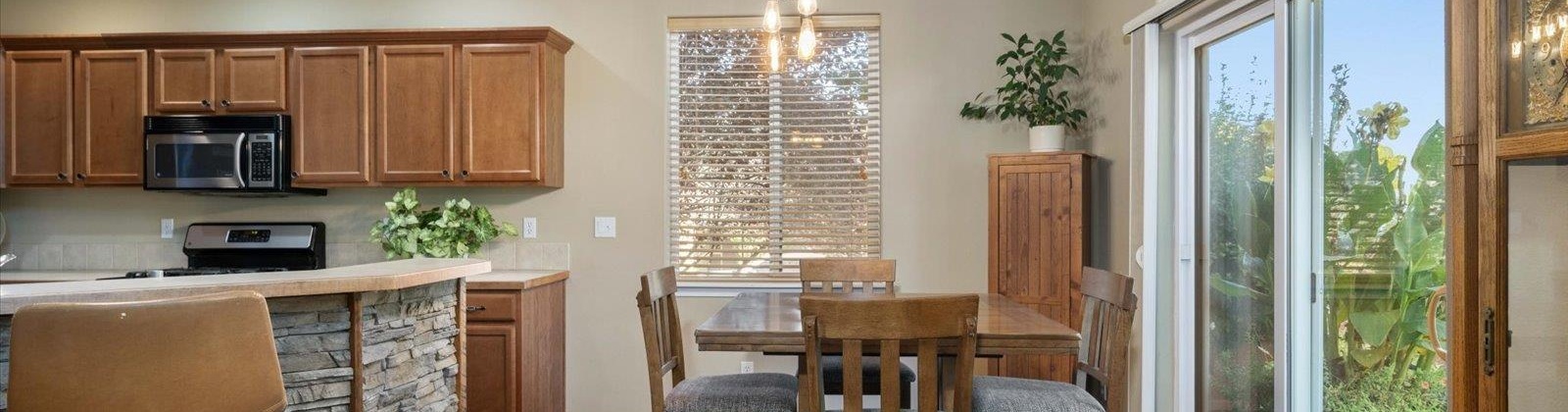 4th Place, Kennewick, Washington 99336, 4 Bedrooms Bedrooms, 0 ,3 BathroomsBathrooms,Houses,For Sale,4th Place,0,287725