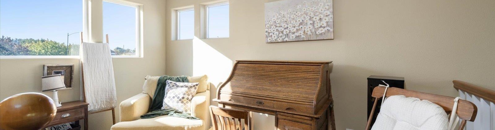 4th Place, Kennewick, Washington 99336, 4 Bedrooms Bedrooms, 0 ,3 BathroomsBathrooms,Houses,For Sale,4th Place,0,287725