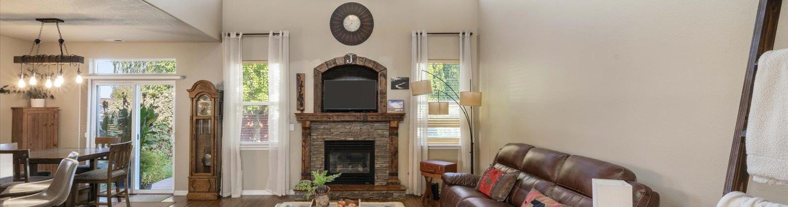 4th Place, Kennewick, Washington 99336, 4 Bedrooms Bedrooms, 0 ,3 BathroomsBathrooms,Houses,For Sale,4th Place,0,287725