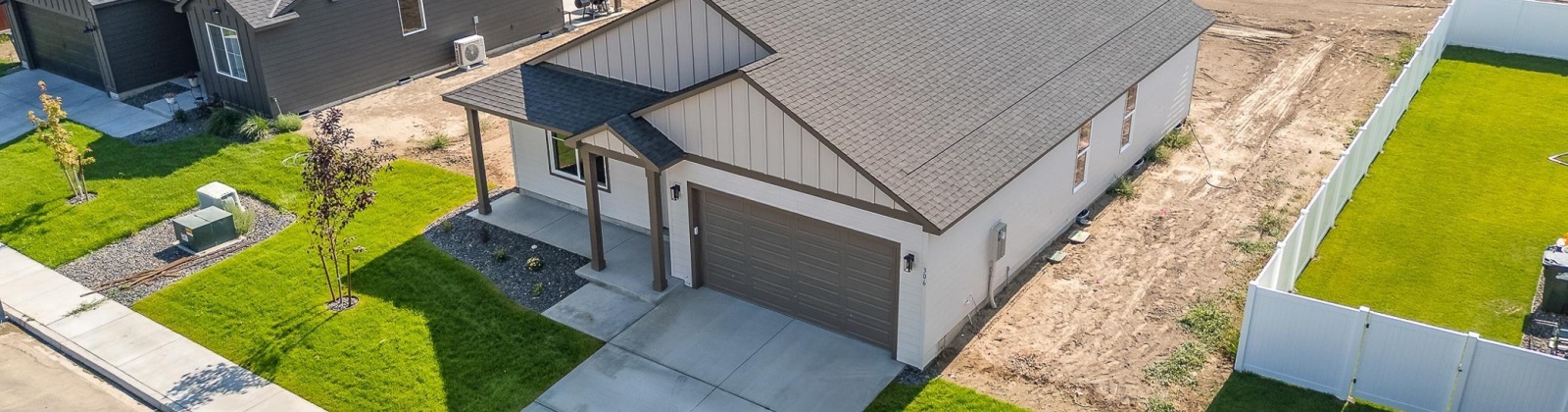 Amberly Ave, Grandview, Washington 98930, 3 Bedrooms Bedrooms, 0 ,2 BathroomsBathrooms,Houses,For Sale,Amberly Ave,0,287740