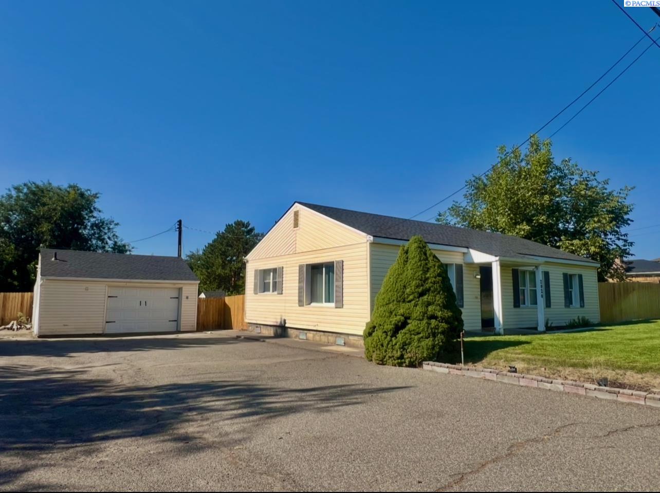 Rd 40, Pasco, Washington 99301, 3 Bedrooms Bedrooms, 0 ,1 BathroomBathrooms,Houses,For Sale,Rd 40,0,287759