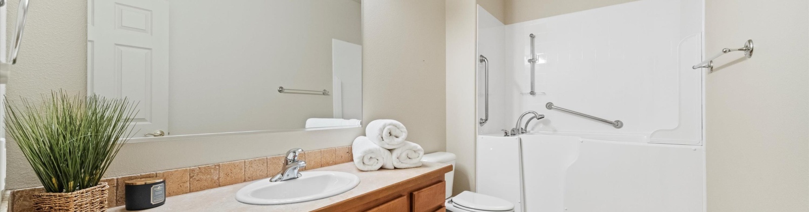 Mia Lane, Pasco, Washington 99301, 3 Bedrooms Bedrooms, 0 ,2 BathroomsBathrooms,Condos/townhomes,For Sale,Mia Lane,0,287768