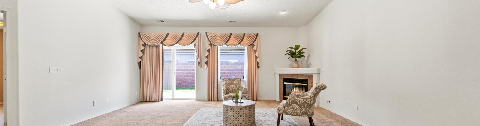 Mia Lane, Pasco, Washington 99301, 3 Bedrooms Bedrooms, 0 ,2 BathroomsBathrooms,Condos/townhomes,For Sale,Mia Lane,0,287768