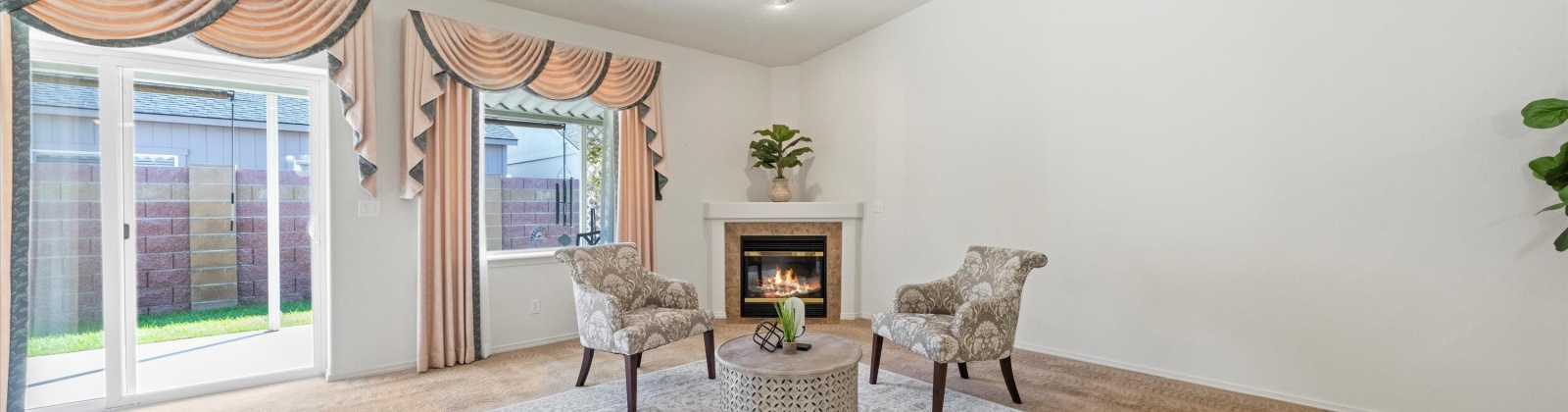 Mia Lane, Pasco, Washington 99301, 3 Bedrooms Bedrooms, 0 ,2 BathroomsBathrooms,Condos/townhomes,For Sale,Mia Lane,0,287768