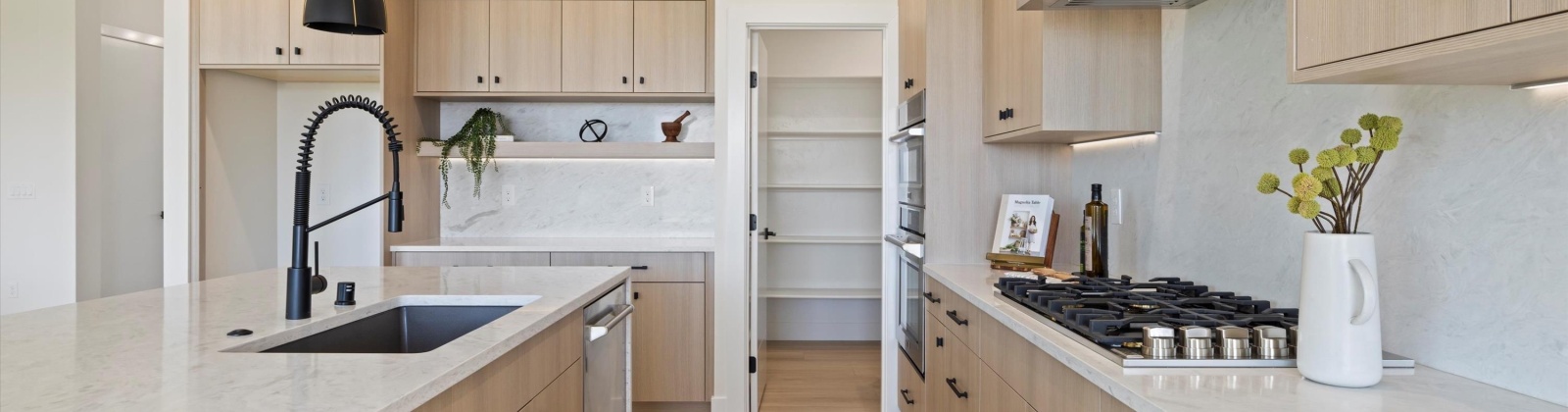 Reed, Kennewick, Washington 99337, 3 Bedrooms Bedrooms, 0 ,3 BathroomsBathrooms,Houses,For Sale,Reed,0,287770