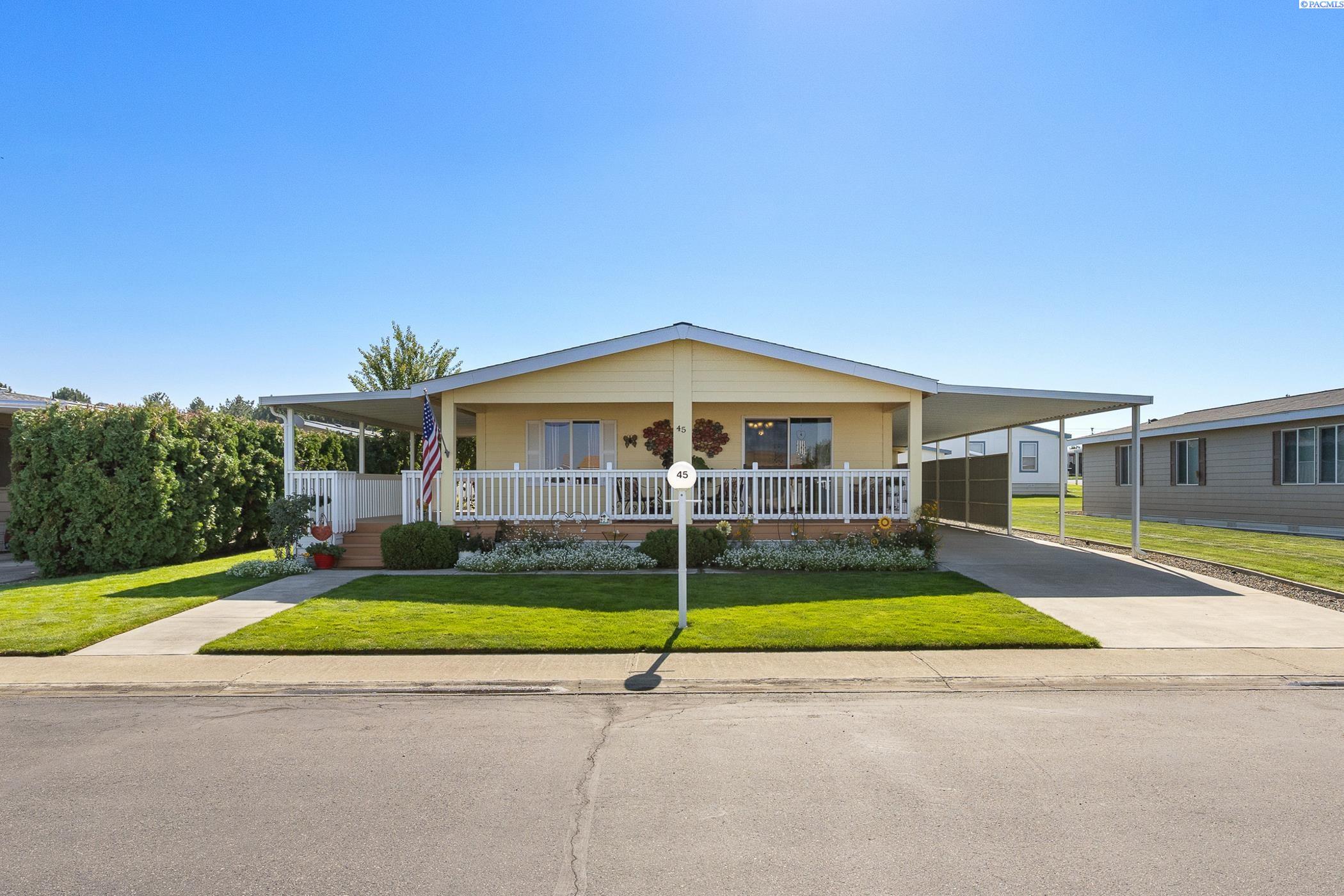 Columbia Center Blvd #45, Kennewick, Washington 99336, 2 Bedrooms Bedrooms, 0 ,2 BathroomsBathrooms,Manufactured Homes,For Sale,Columbia Center Blvd #45,0,287771