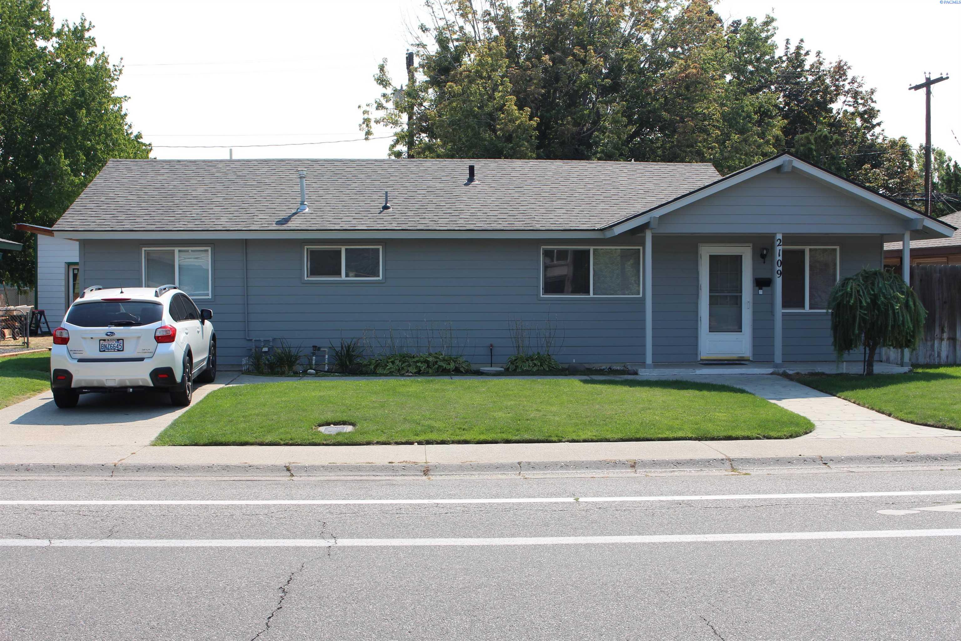 Duportail St, Richland, Washington 99352, 3 Bedrooms Bedrooms, 0 ,1 BathroomBathrooms,Houses,For Sale,Duportail St,0,287772