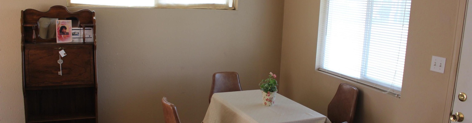 Duportail St, Richland, Washington 99352, 3 Bedrooms Bedrooms, 0 ,1 BathroomBathrooms,Houses,For Sale,Duportail St,0,287772