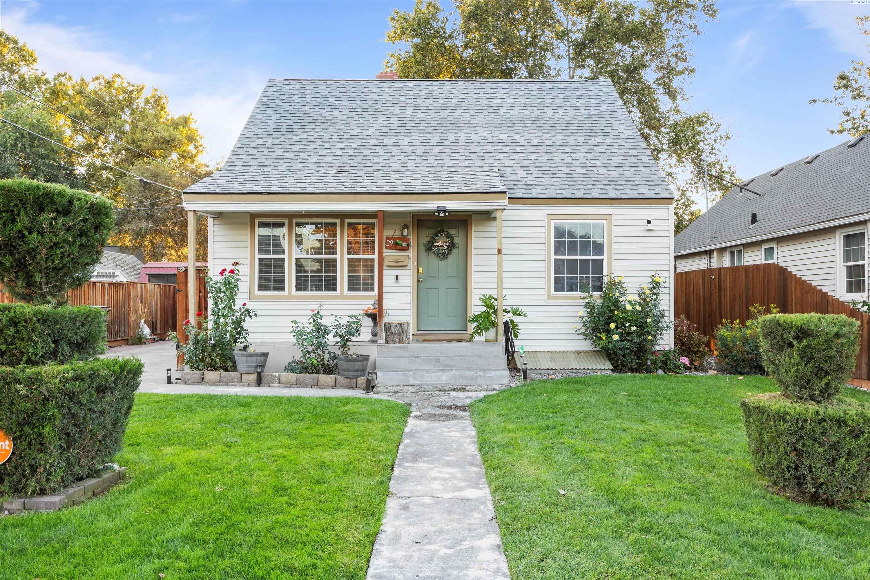 Mayfield Street, Kennewick, Washington 99336, 4 Bedrooms Bedrooms, 0 ,2 BathroomsBathrooms,Houses,For Sale,Mayfield Street,0,287773