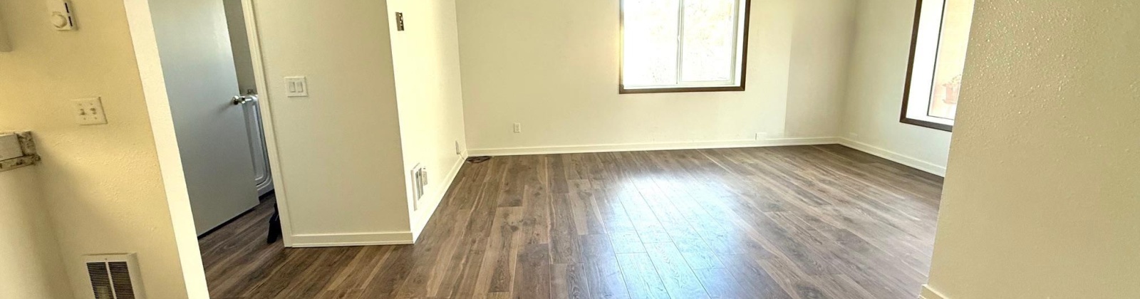 Mill #307, Colfax, Washington 99111, 2 Bedrooms Bedrooms, 0 ,1 BathroomBathrooms,Condos/townhomes,For Sale,Mill #307,0,287776