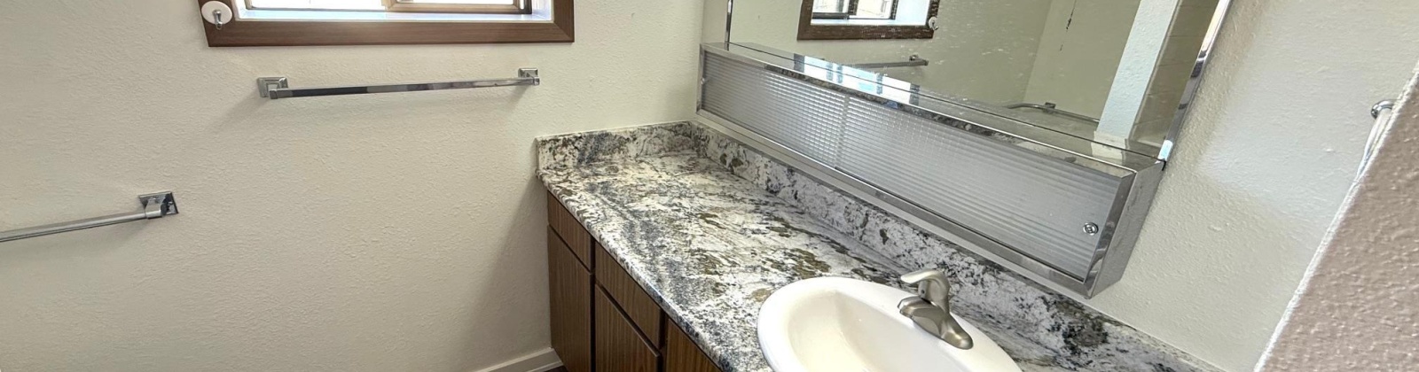 Mill #307, Colfax, Washington 99111, 2 Bedrooms Bedrooms, 0 ,1 BathroomBathrooms,Condos/townhomes,For Sale,Mill #307,0,287776