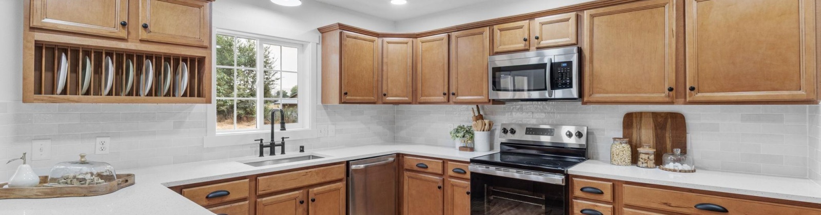 Game Farm Road, Kennewick, Washington 99336, 5 Bedrooms Bedrooms, 0 ,2 BathroomsBathrooms,Houses,For Sale,Game Farm Road,0,287458