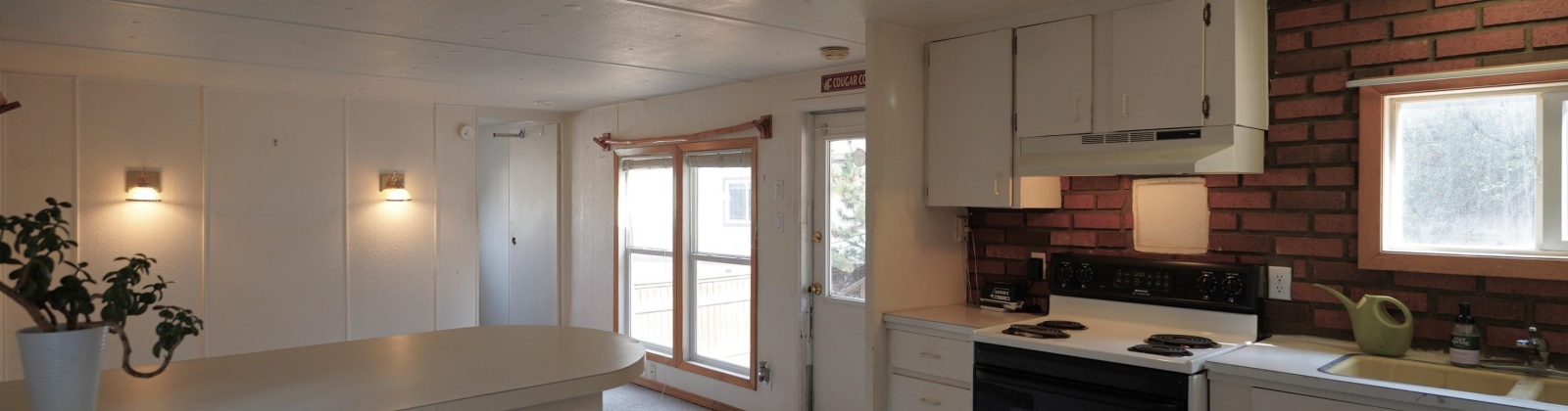 Grand Ave. #71, Pullman, Washington 99163, 2 Bedrooms Bedrooms, 0 ,1 BathroomBathrooms,Manufactured Homes,For Sale,Grand Ave. #71,0,287801