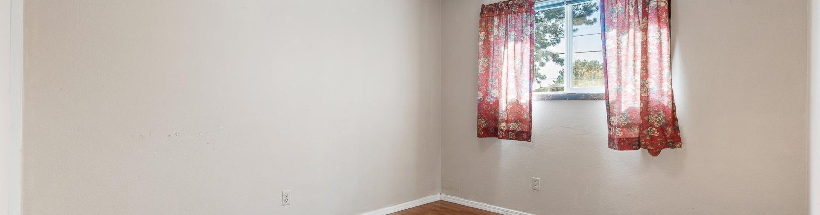 Ella Street, Pasco, Washington 99301, 4 Bedrooms Bedrooms, 0 ,2 BathroomsBathrooms,Houses,For Sale,Ella Street,0,287798