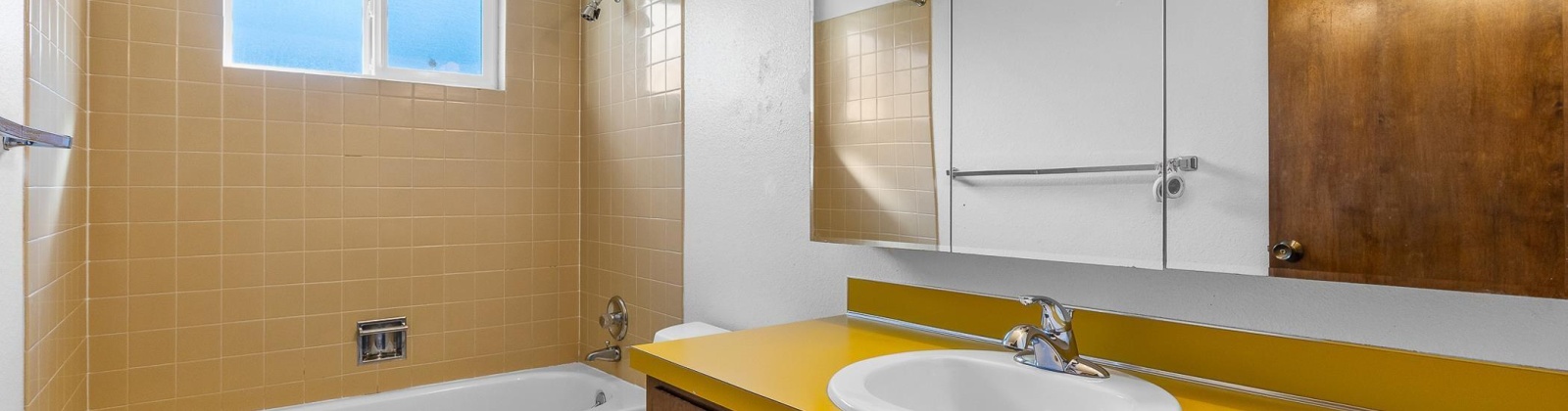 Ella Street, Pasco, Washington 99301, 4 Bedrooms Bedrooms, 0 ,2 BathroomsBathrooms,Houses,For Sale,Ella Street,0,287798