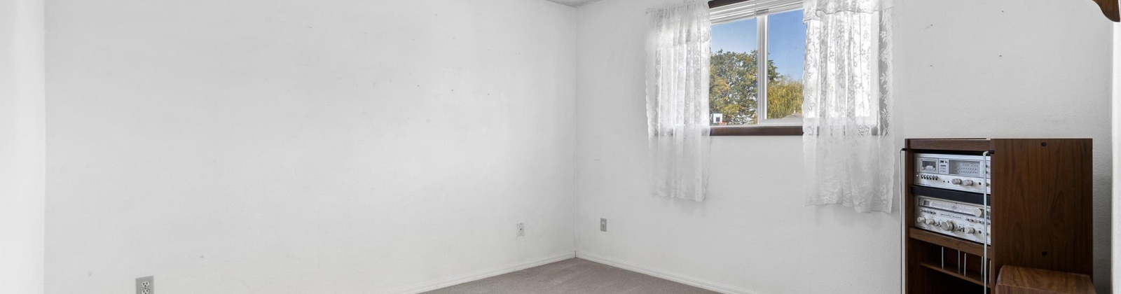 Ella Street, Pasco, Washington 99301, 4 Bedrooms Bedrooms, 0 ,2 BathroomsBathrooms,Houses,For Sale,Ella Street,0,287798