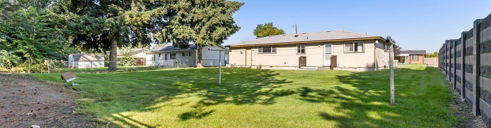 Ella Street, Pasco, Washington 99301, 4 Bedrooms Bedrooms, 0 ,2 BathroomsBathrooms,Houses,For Sale,Ella Street,0,287798