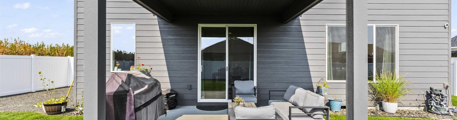 Pearl Ave, Grandview, Washington 98930, 3 Bedrooms Bedrooms, 0 ,3 BathroomsBathrooms,Houses,For Sale,Pearl Ave,0,287797