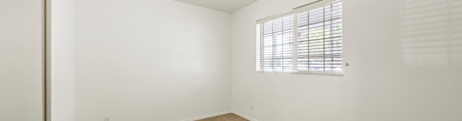 1st Ave, Kennewick, Washington 99336, 3 Bedrooms Bedrooms, 0 ,2 BathroomsBathrooms,Houses,For Sale,1st Ave,0,287796