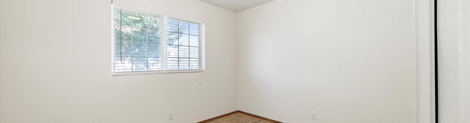 1st Ave, Kennewick, Washington 99336, 3 Bedrooms Bedrooms, 0 ,2 BathroomsBathrooms,Houses,For Sale,1st Ave,0,287796