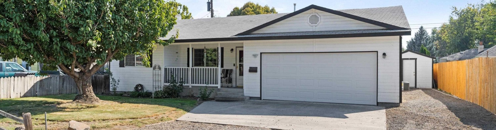 1st Ave, Kennewick, Washington 99336, 3 Bedrooms Bedrooms, 0 ,2 BathroomsBathrooms,Houses,For Sale,1st Ave,0,287796