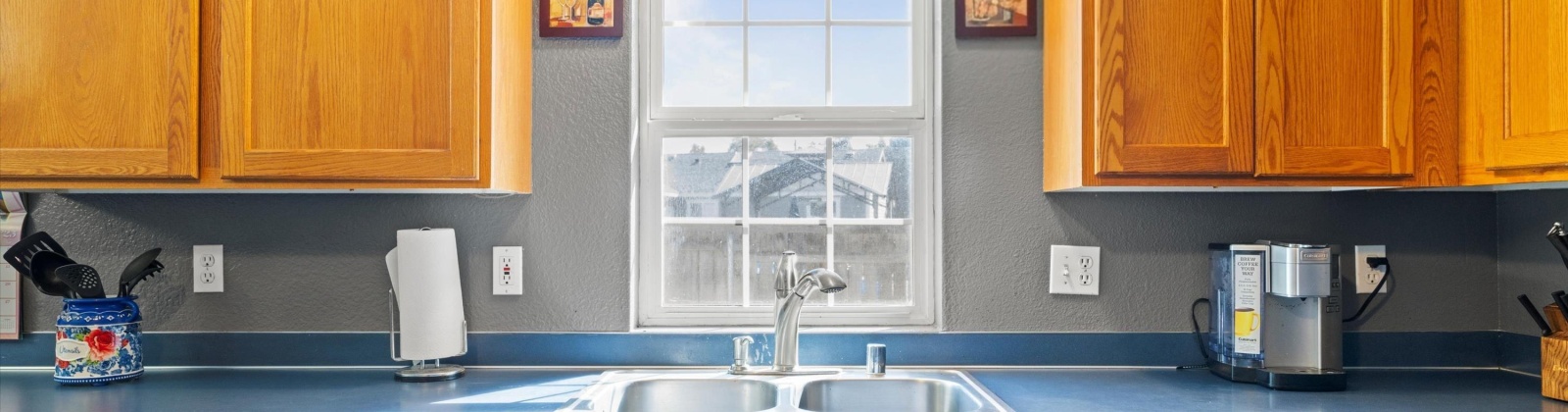 1st Ave, Kennewick, Washington 99336, 3 Bedrooms Bedrooms, 0 ,2 BathroomsBathrooms,Houses,For Sale,1st Ave,0,287796