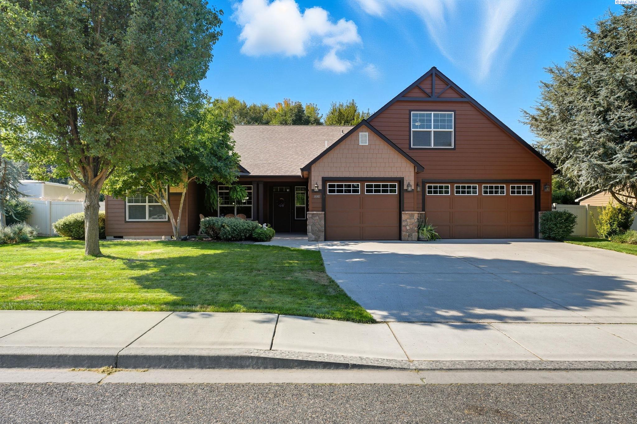 Brantingham Rd, Richland, Washington 99352, 4 Bedrooms Bedrooms, 0 ,3 BathroomsBathrooms,Houses,For Sale,Brantingham Rd,0,287812