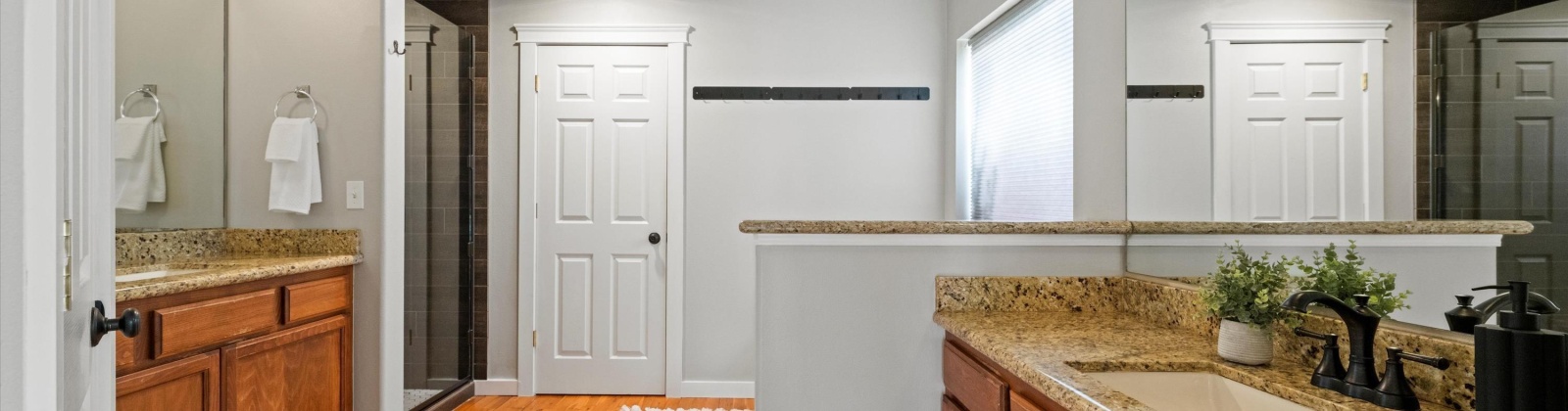 Dahlia Ct, Pasco, Washington 99301, 4 Bedrooms Bedrooms, 0 ,3 BathroomsBathrooms,Houses,For Sale,Dahlia Ct,0,287821