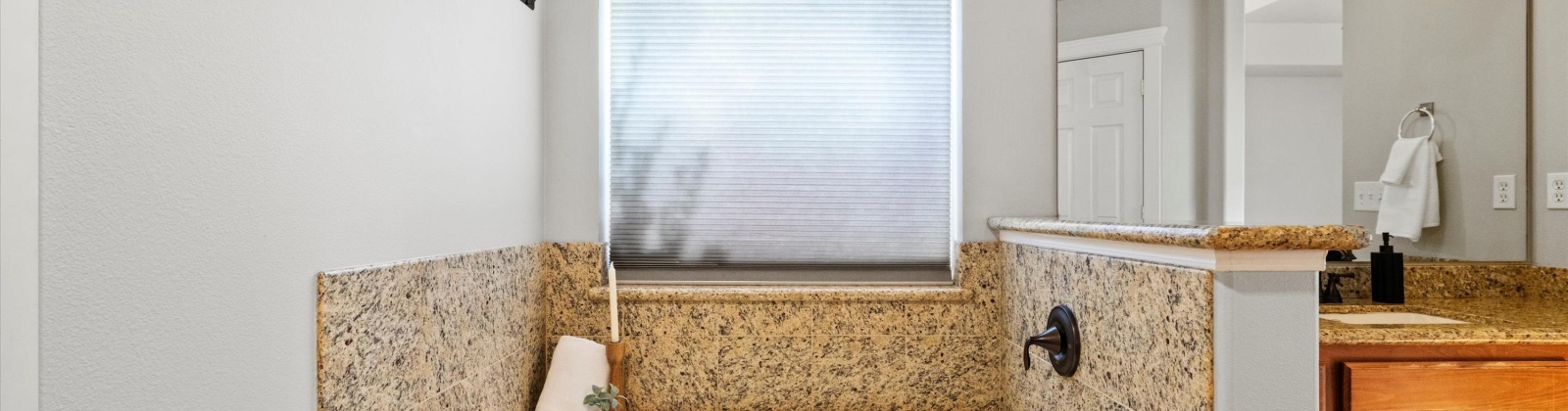 Dahlia Ct, Pasco, Washington 99301, 4 Bedrooms Bedrooms, 0 ,3 BathroomsBathrooms,Houses,For Sale,Dahlia Ct,0,287821