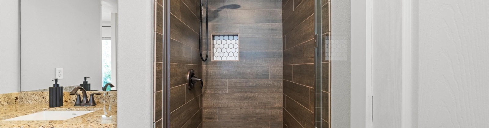 Dahlia Ct, Pasco, Washington 99301, 4 Bedrooms Bedrooms, 0 ,3 BathroomsBathrooms,Houses,For Sale,Dahlia Ct,0,287821