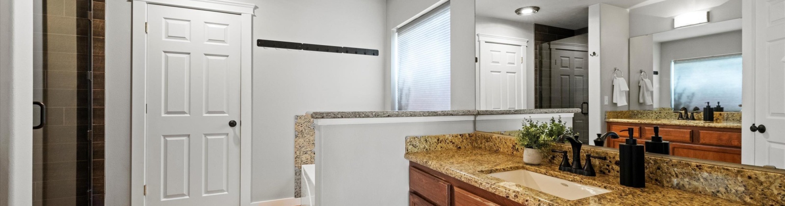 Dahlia Ct, Pasco, Washington 99301, 4 Bedrooms Bedrooms, 0 ,3 BathroomsBathrooms,Houses,For Sale,Dahlia Ct,0,287821