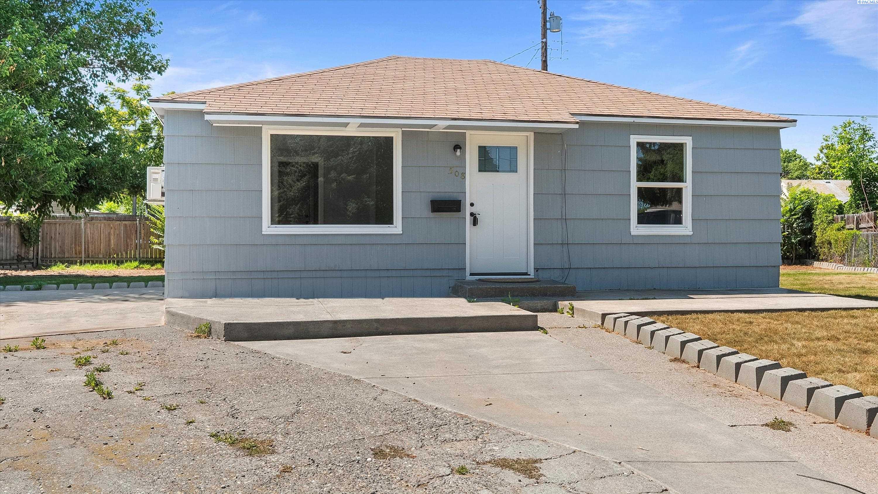 Zillah St, Kennewick, Washington 99336, 2 Bedrooms Bedrooms, 0 ,1 BathroomBathrooms,Houses,For Sale,Zillah St,0,283044