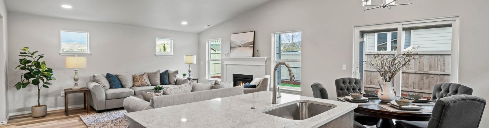 24th Avenue, Kennewick, Washington 99338, 3 Bedrooms Bedrooms, 0 ,2 BathroomsBathrooms,Houses,For Sale,24th Avenue,0,287851